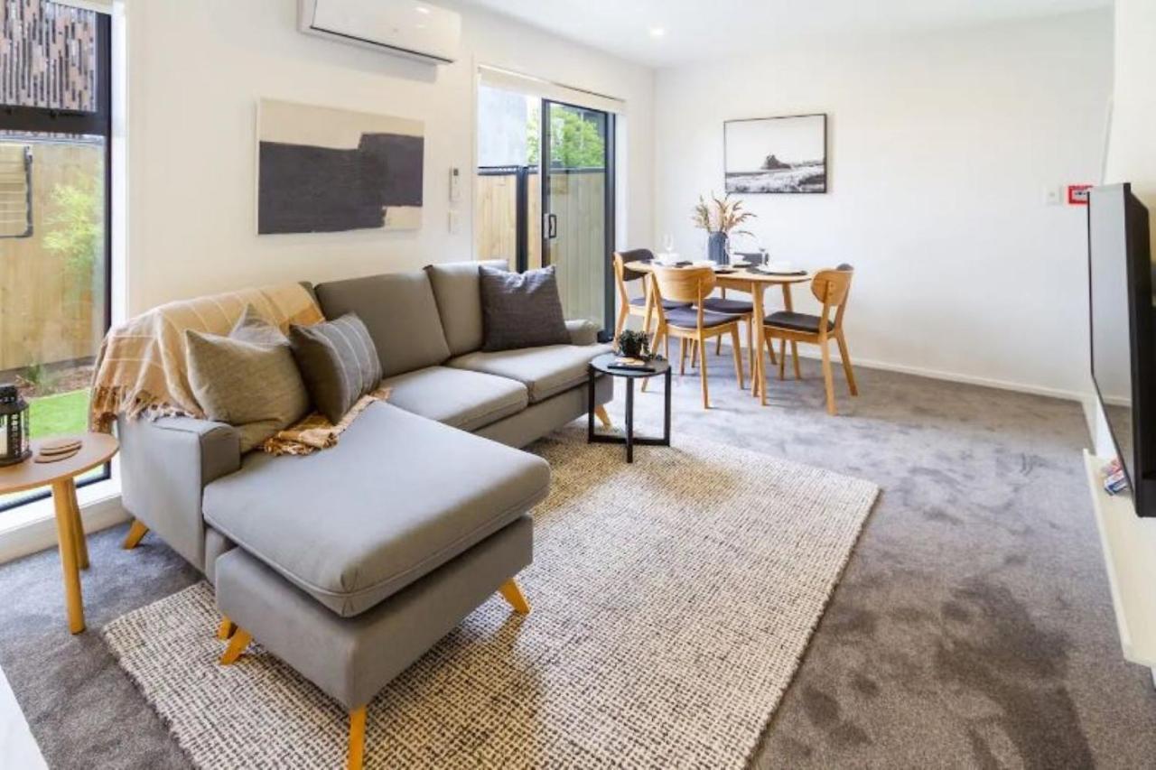 Serenity In The Centre: 2 Bed 2 Bath ไครสต์เชิร์ช ภายนอก รูปภาพ
