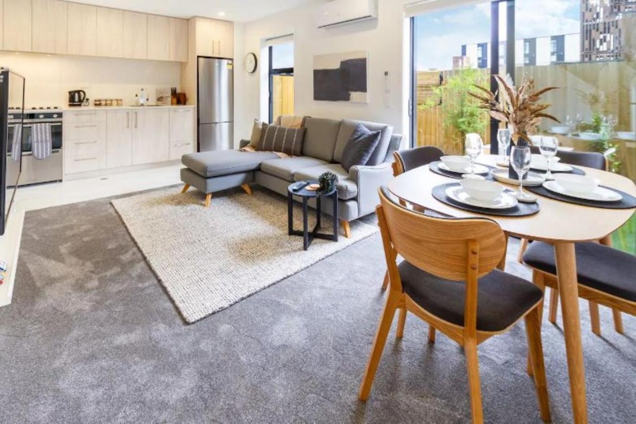 Serenity In The Centre: 2 Bed 2 Bath ไครสต์เชิร์ช ภายนอก รูปภาพ